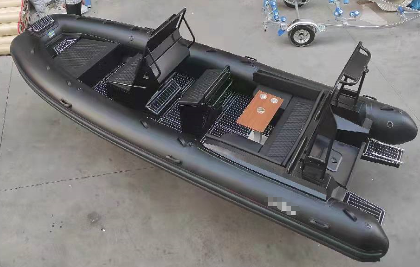 মোটর মাউন্টিং অ্যাঙ্গেল সামঞ্জস্য করার পরেও যদি RIB বোটটি ঘন ঘন ঘোরে তবে নিম্নলিখিত কারণগুলি দায়ী হতে পারে